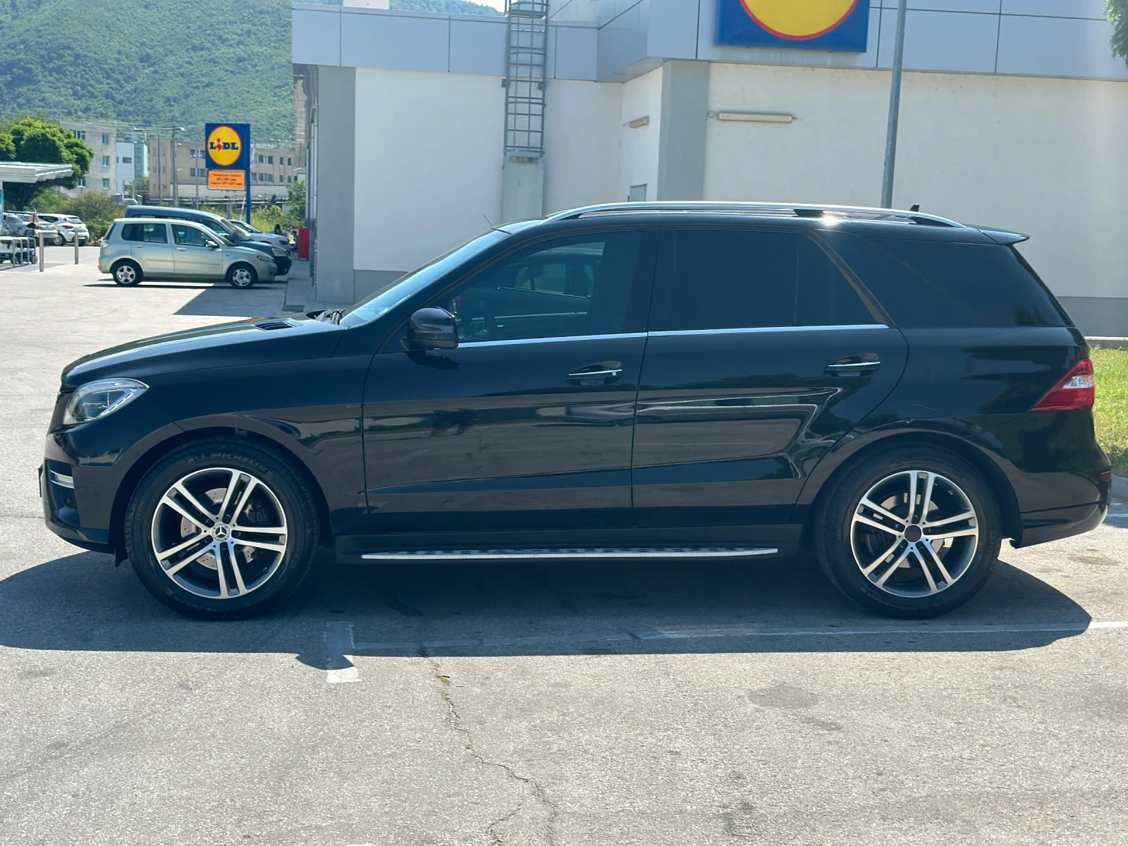 Mercedes-Benz ML 350  - изображение 2