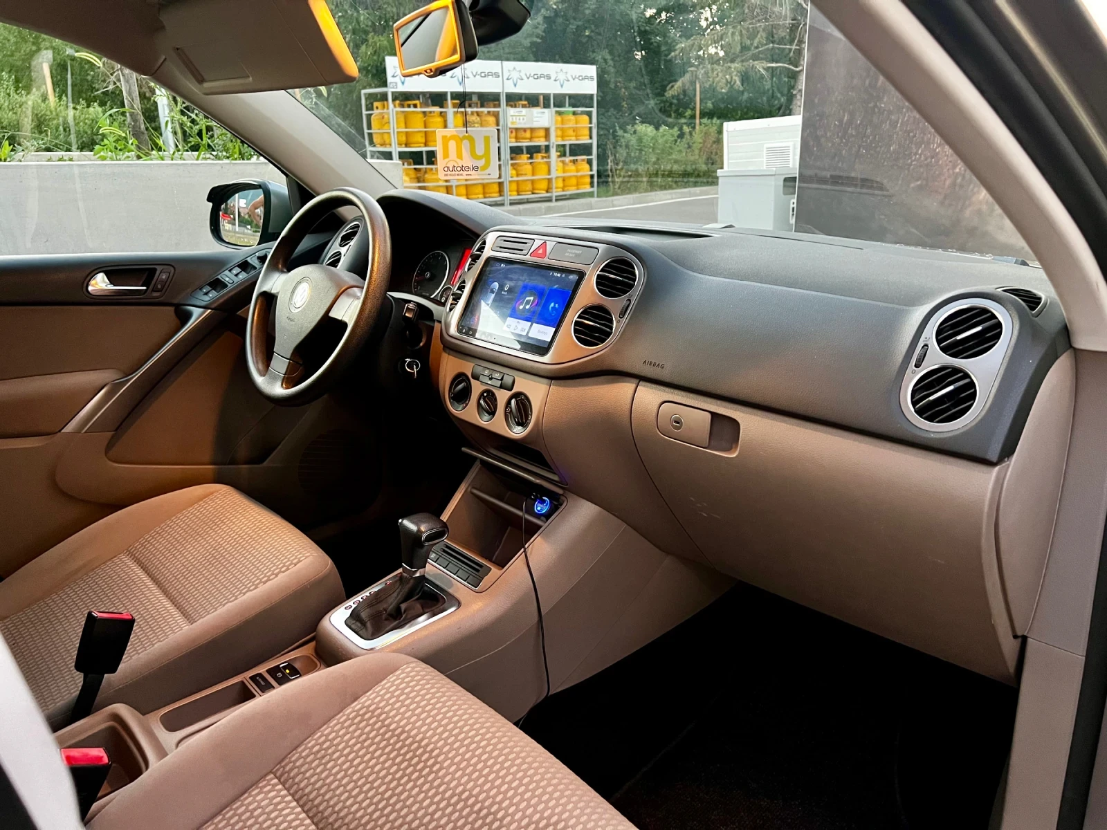 VW Tiguan 2.0 TSI 4Motion Automatic - изображение 6
