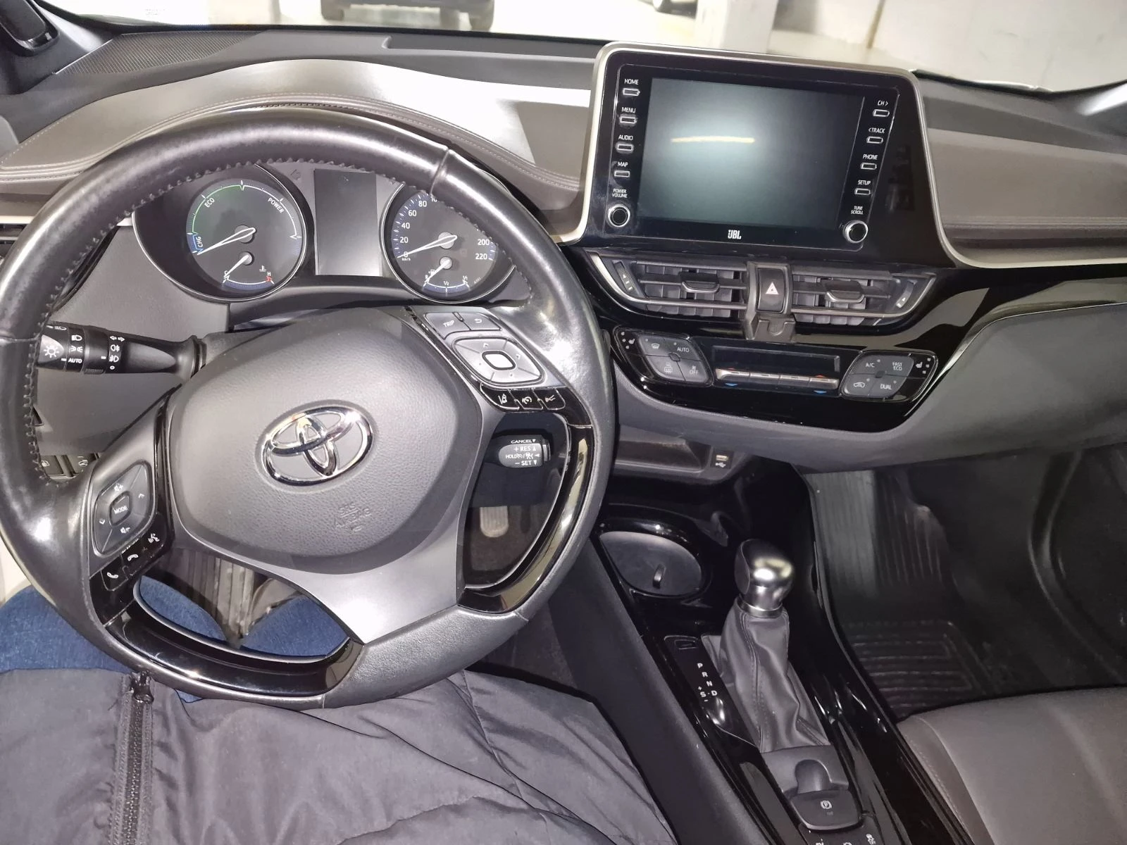 Toyota C-HR, снимка 6 - Автомобили и джипове - 53754144