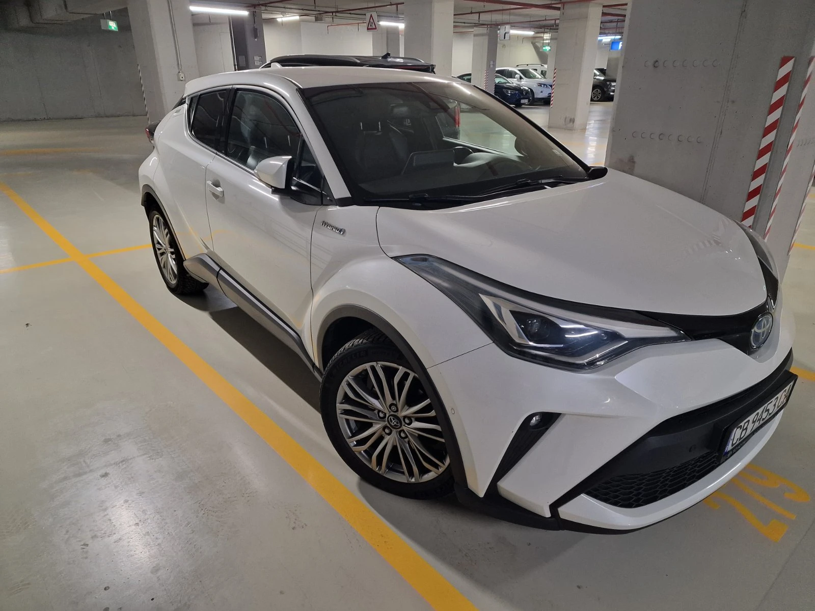 Toyota C-HR, снимка 13 - Автомобили и джипове - 53754144