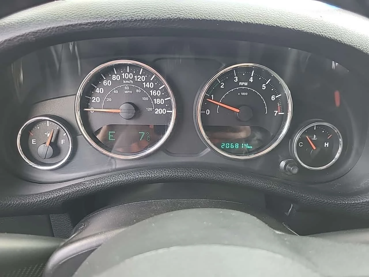 Jeep Wrangler * 4wd 4dr Sahara * CARFAX * БЕЗ ПЪРВОНАЧАЛНА ВНОСК, снимка 11 - Автомобили и джипове - 54450963