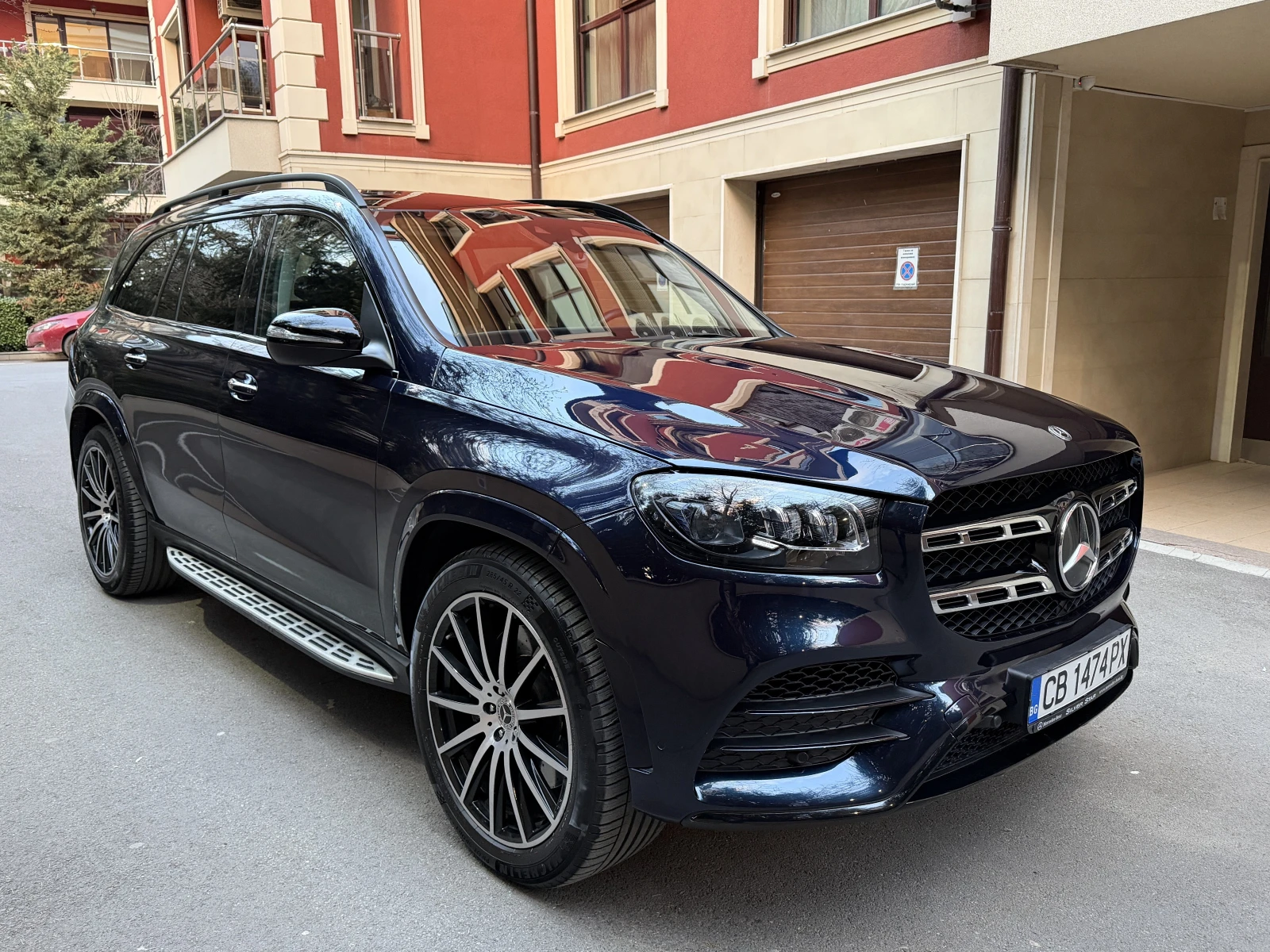 Mercedes-Benz GLS580 4Matic EQ 6+ 1 AMG TV Burmester4D HeadUp Massage, снимка 2 - Автомобили и джипове - 54726394