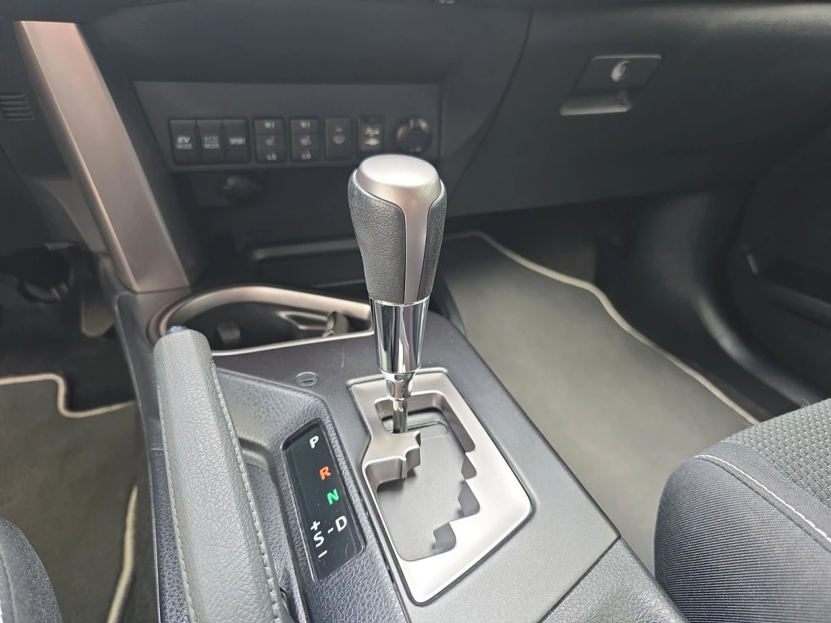 Toyota Rav4  HYBRID | 98 000 км. | TEAM D | ГАРАНЦИЯ, снимка 14 - Автомобили и джипове - 55055126