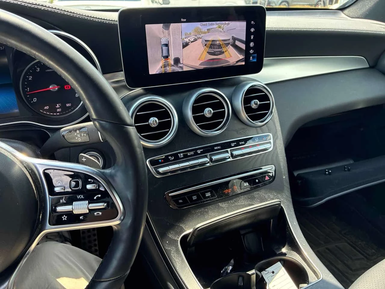 Mercedes-Benz GLC 300 4MATIC * CARFAX * ОПЦИЯ ЗА ФИНАНСИРАНЕ, снимка 9 - Автомобили и джипове - 55246317