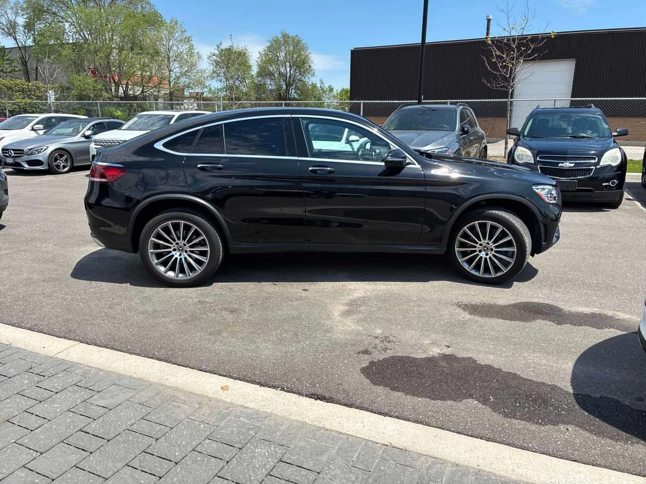 Mercedes-Benz GLC 300 4MATIC * CARFAX * ОПЦИЯ ЗА ФИНАНСИРАНЕ, снимка 3 - Автомобили и джипове - 55246317