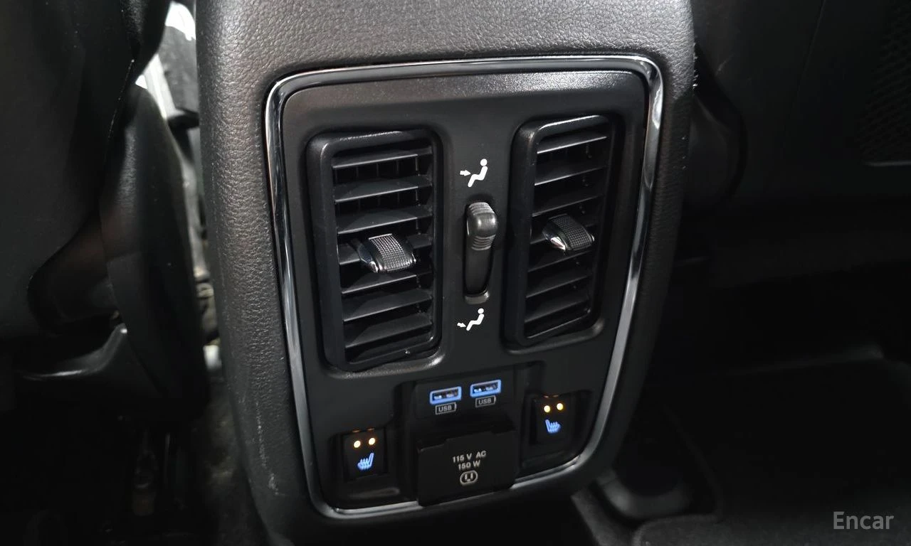 Jeep Grand cherokee 3.6* V6* 8ZF* OVERLAND* ДИСТРОНИК* ОБДУХВАНЕ* КАМЕ, снимка 14 - Автомобили и джипове - 55247659