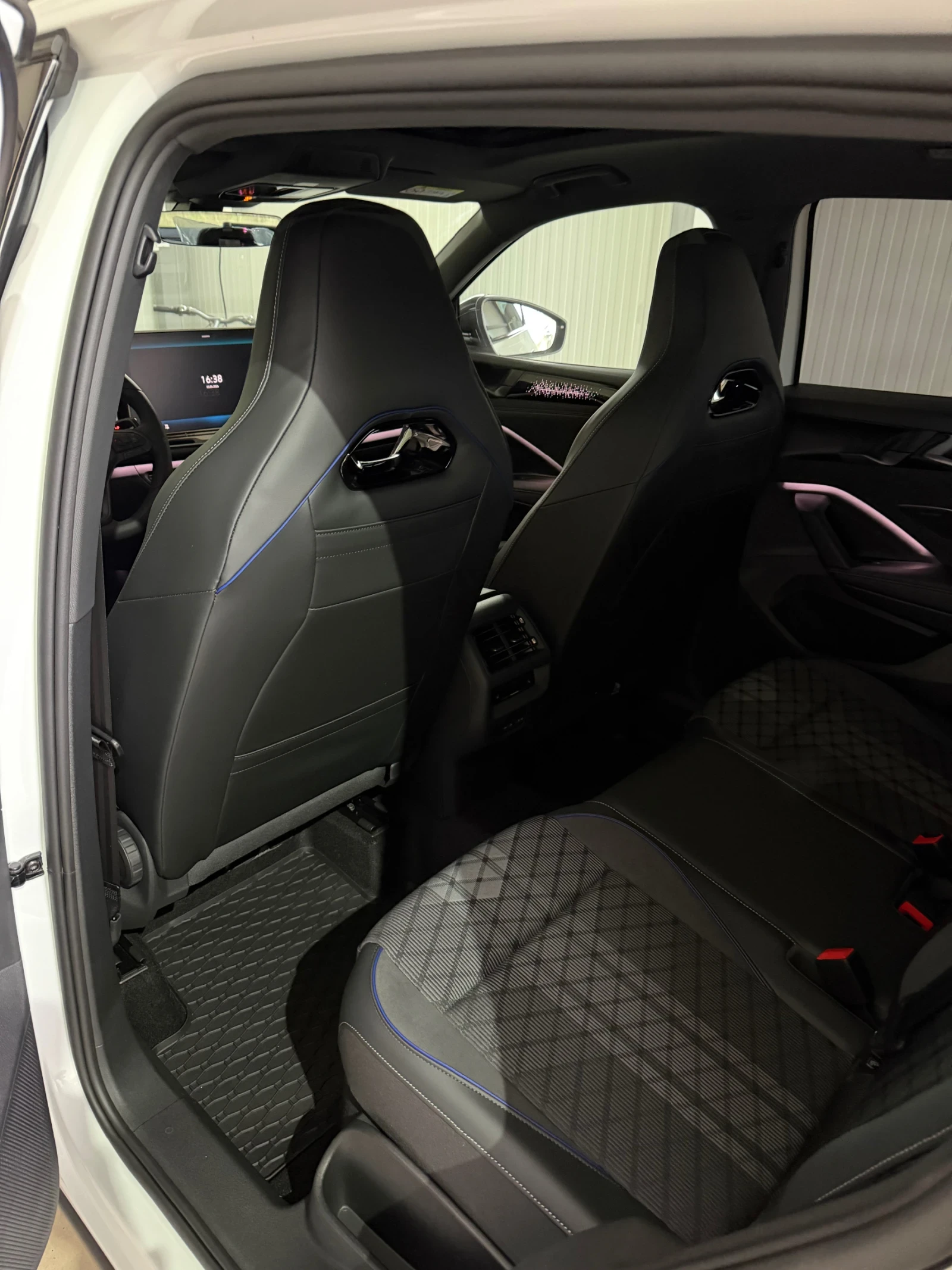 VW Tiguan, снимка 8 - Автомобили и джипове - 55309144