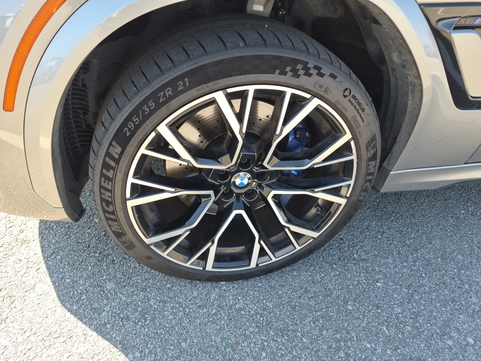 BMW X6 * COMPETITION * АВТОКРЕДИТ БЕЗ ПЪРВОНАЧАЛНА ВНОСКА, снимка 6 - Автомобили и джипове - 55831944