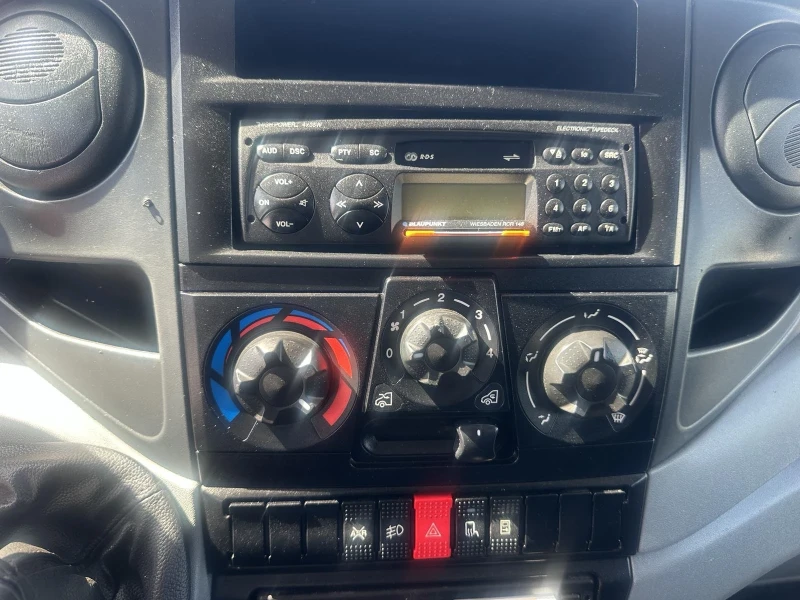 Iveco 35c15, снимка 15 - Бусове и автобуси - 51736381