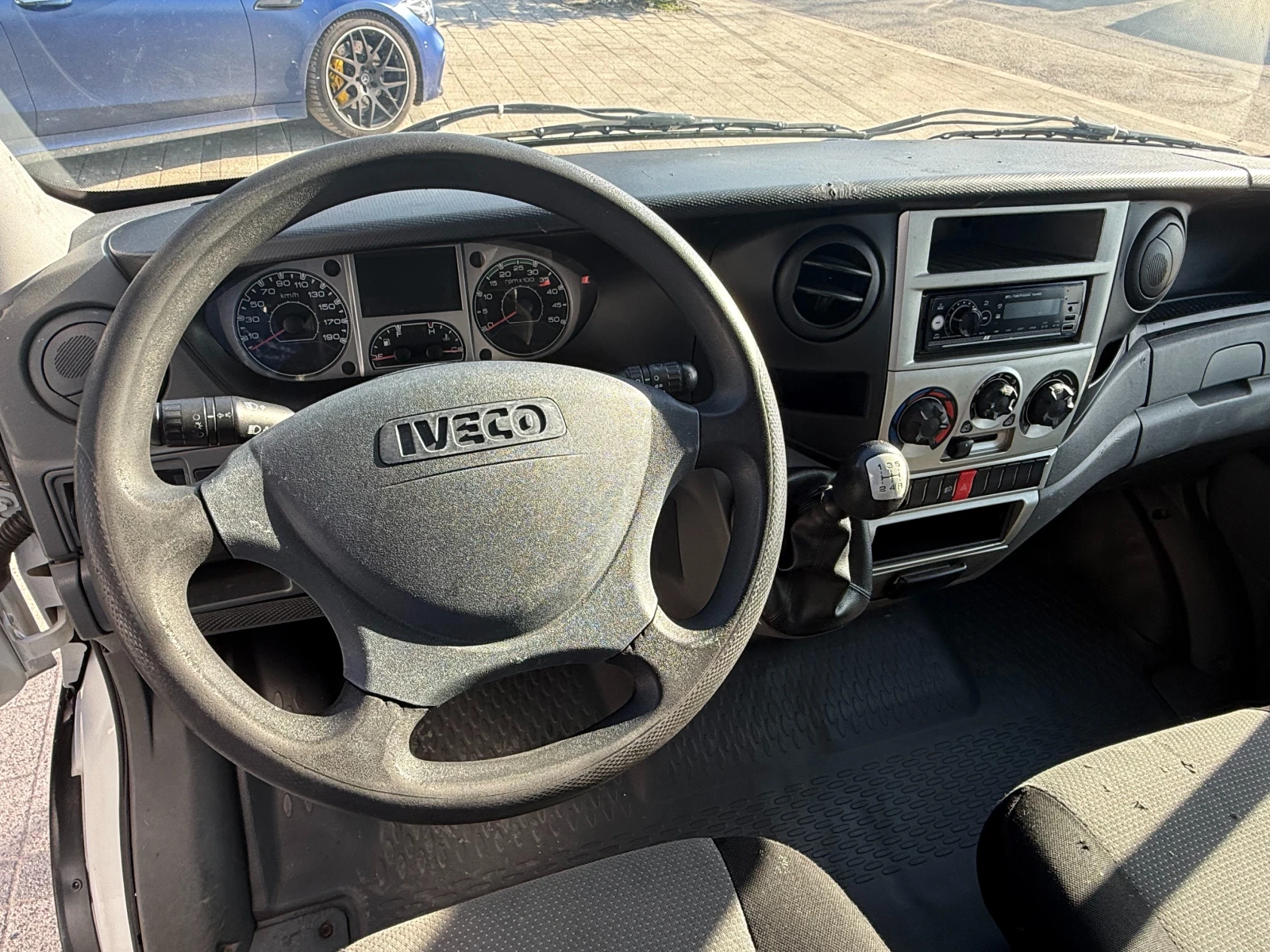 Iveco Daily 35C13 до 3.5т. Автовишка , снимка 17 - Бусове и автобуси - 53771329