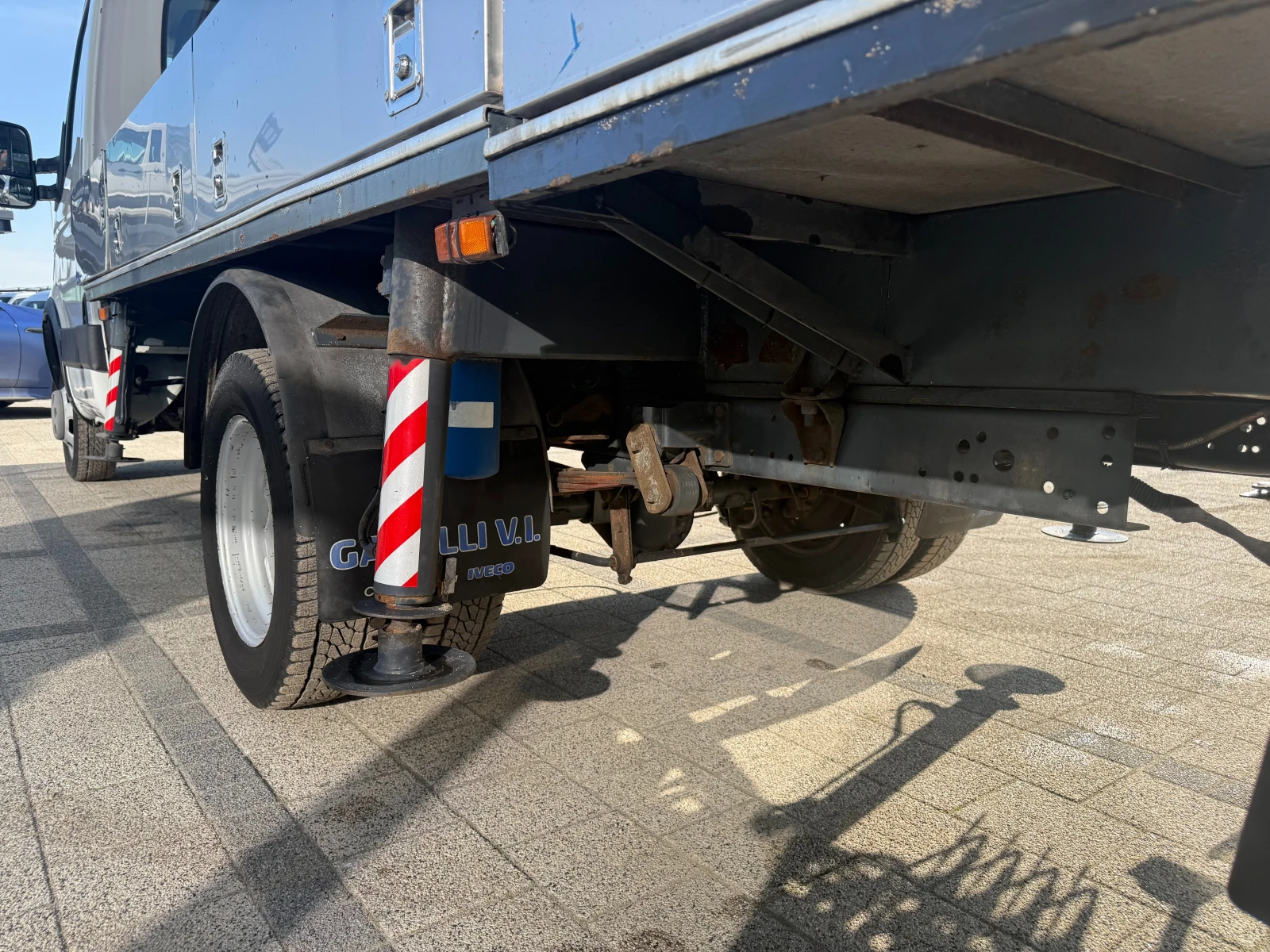 Iveco Daily 35C13 до 3.5т. Автовишка , снимка 10 - Бусове и автобуси - 53771329