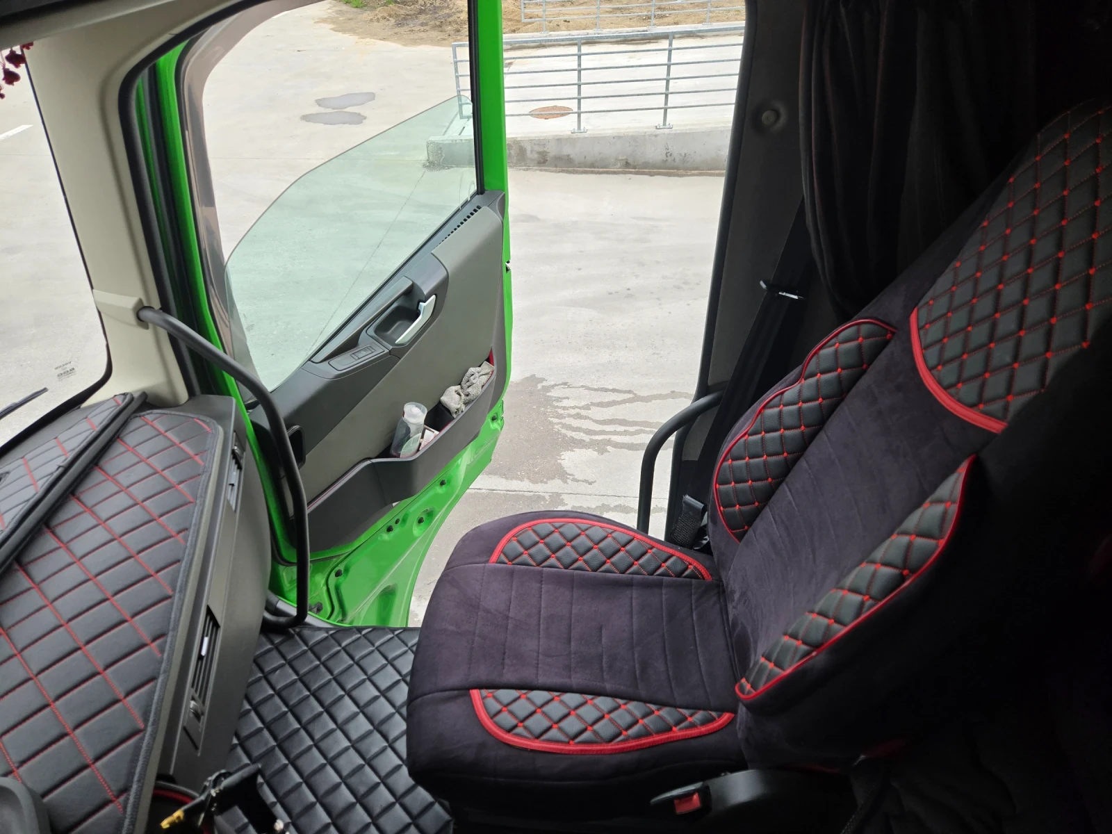 Volvo Fh, снимка 11 - Камиони - 54071293