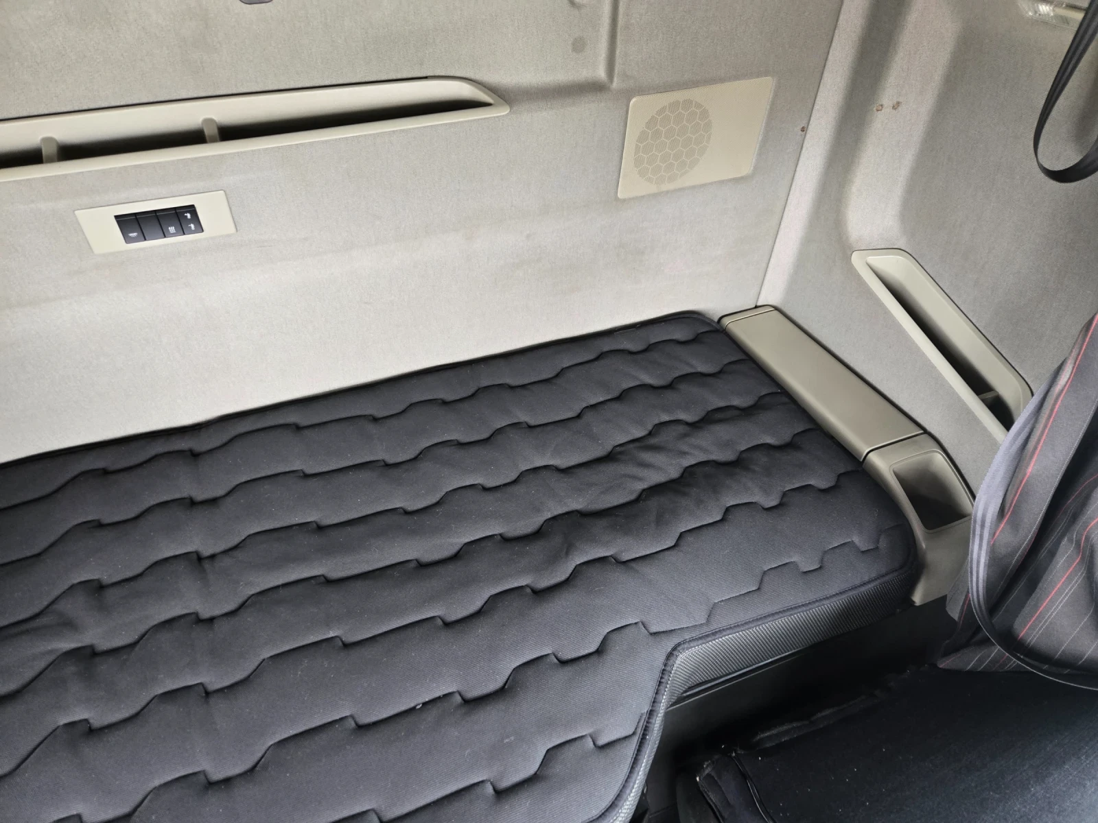 Volvo Fh, снимка 13 - Камиони - 54071293