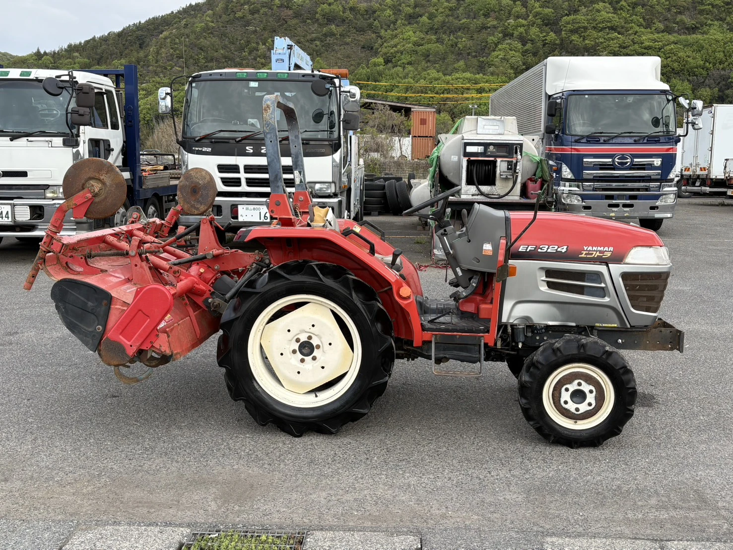 Трактор Yanmar EF324, снимка 3 - Селскостопанска техника - 56071165