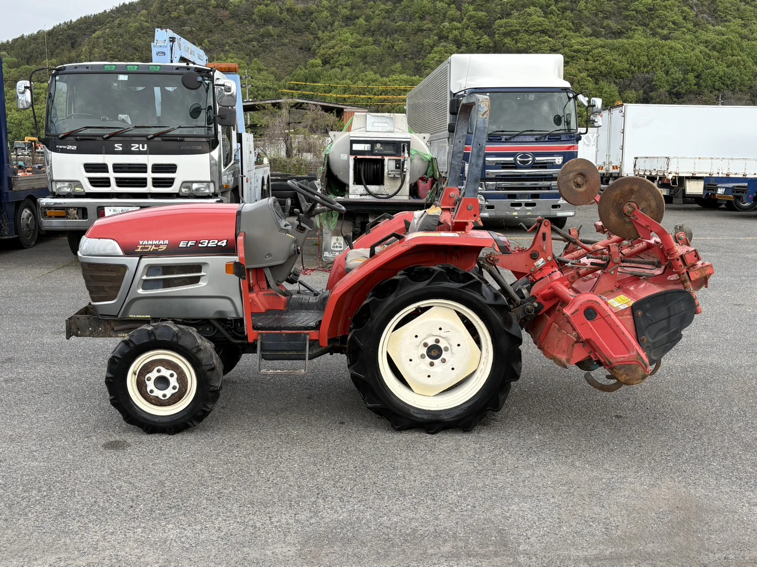 Трактор Yanmar EF324, снимка 2 - Селскостопанска техника - 56071165
