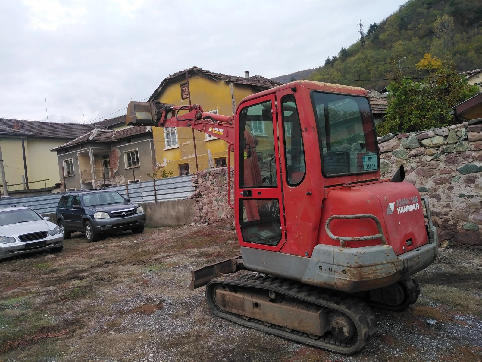 Багер Yanmar B25V, снимка 1