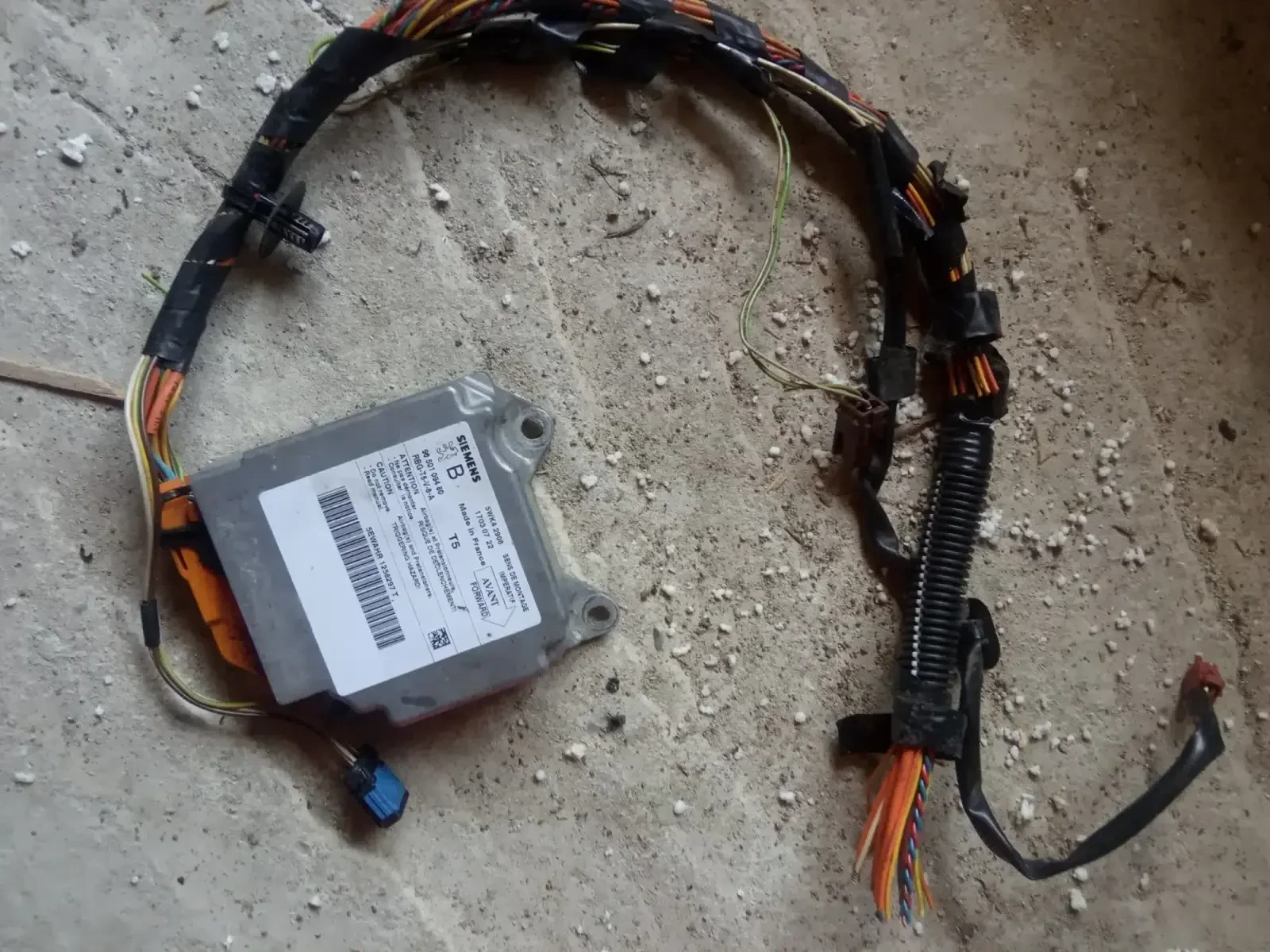 Продавам пежо 307 1,6 2003г. бензин на части