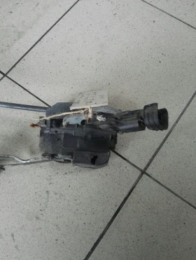 Брава врата предна дясна Тойота Корола