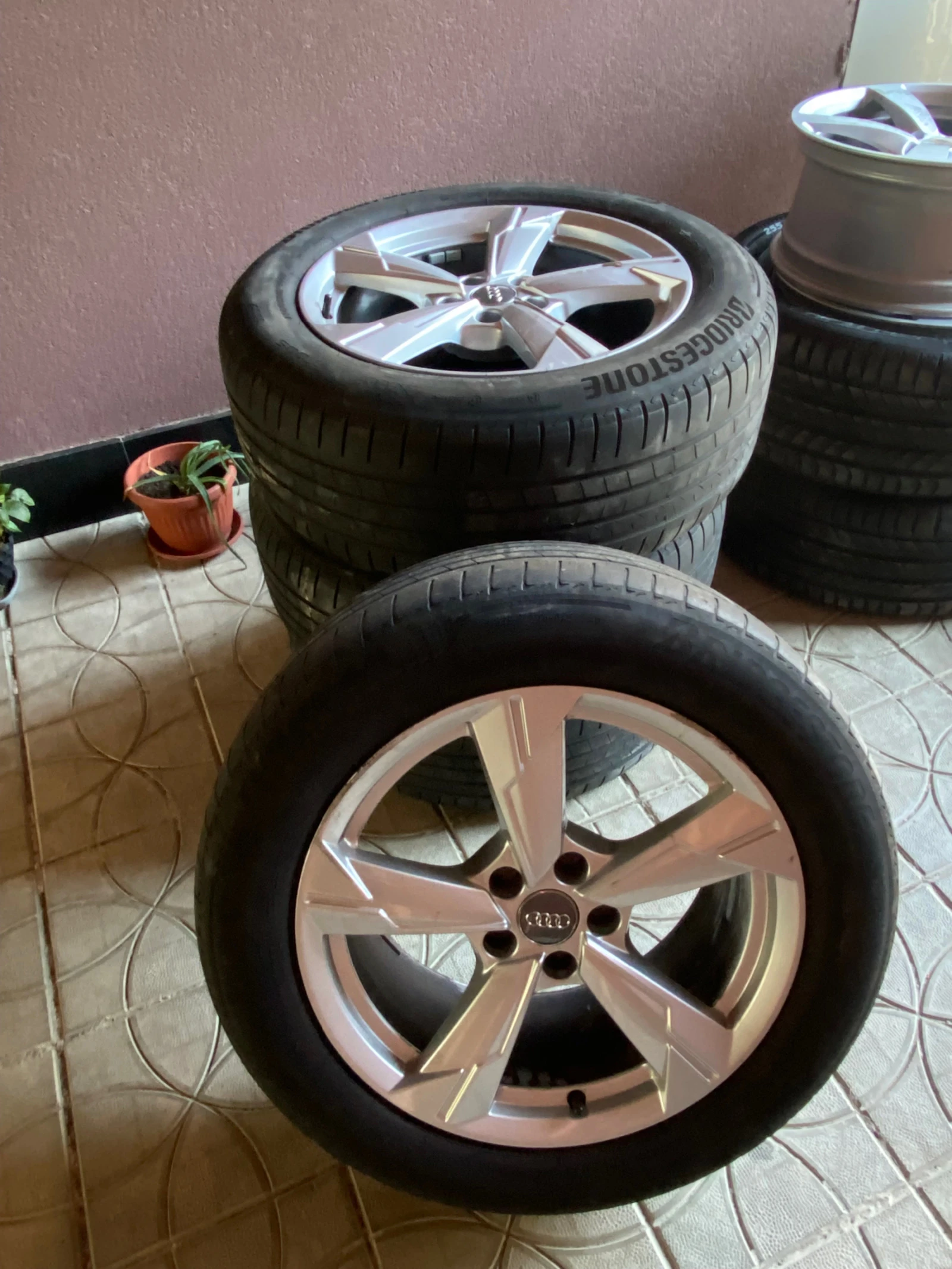    235/55R18  Audi | Mobile.bg   1