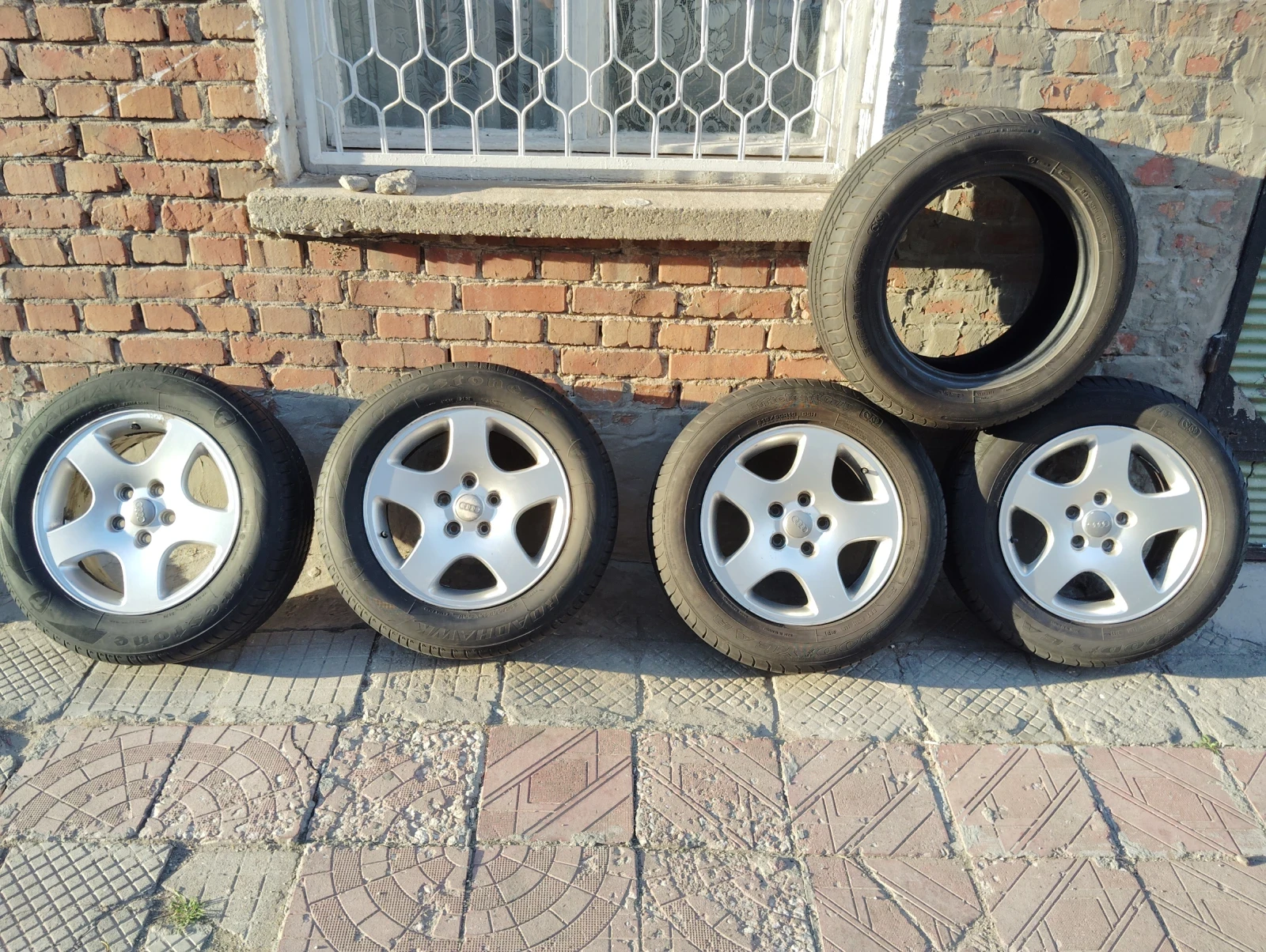    215/60R16 | Mobile.bg   2