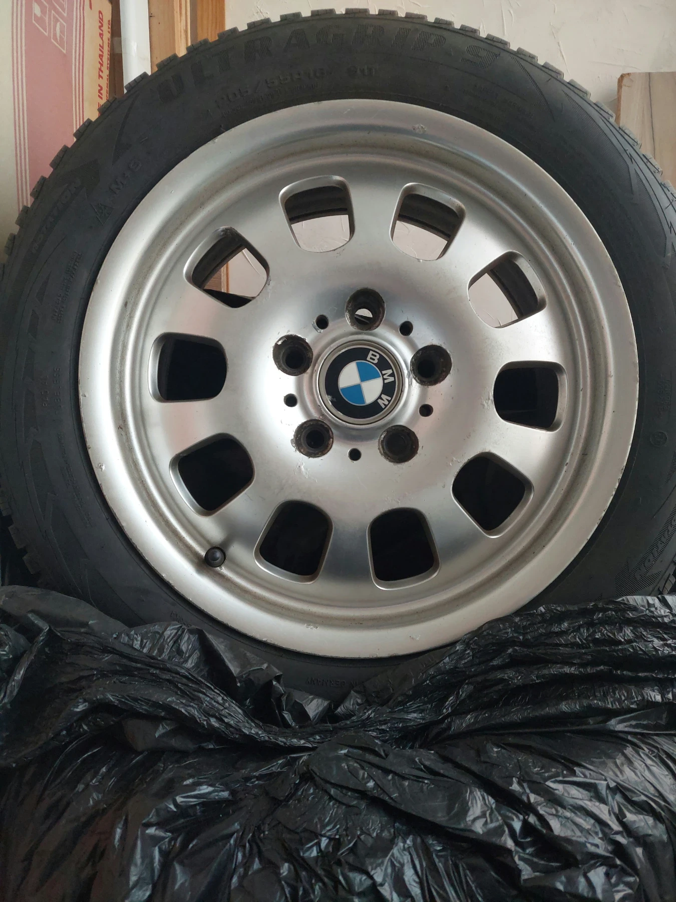 ���� � ������ 205/55R16 �� BMW | Mobile.bg � ����������� 1