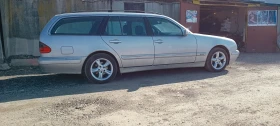 Mercedes-Benz E 320 Авангард, снимка 2