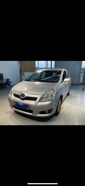 Toyota Corolla verso 1.8VVTI EXECUTIVE БЕЗ АНАЛОГ, снимка 2