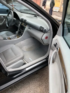  Mercedes-Benz C 320