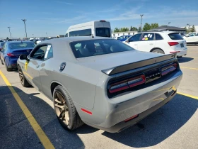 Dodge Challenger HELLCAT JAILBREAK * * CARFAX * *   * *  | Mobile.bg    4