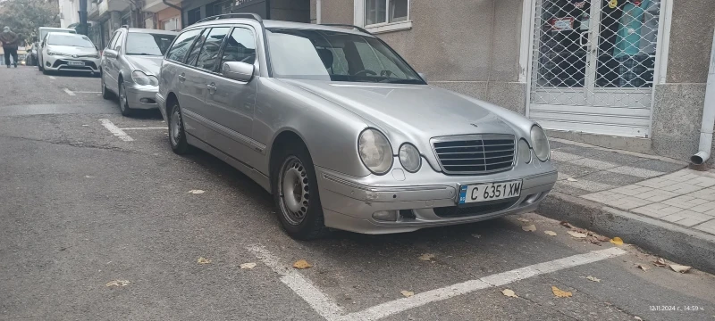 Mercedes-Benz E 320 Авангард, снимка 1 - Автомобили и джипове - 48446936