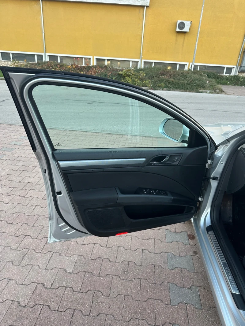 Skoda Superb, снимка 9 - Автомобили и джипове - 49215705