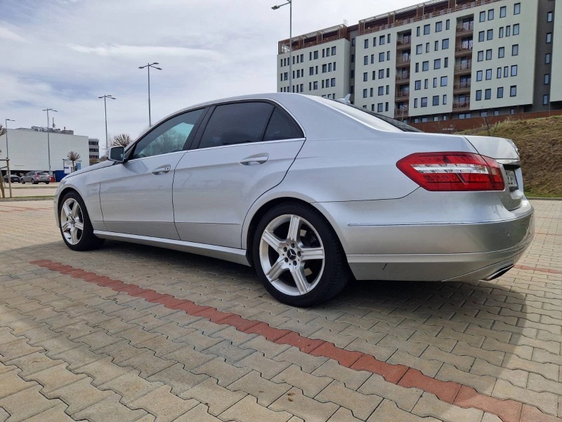 Mercedes-Benz E 350 E 350, снимка 3 - Автомобили и джипове - 49509723