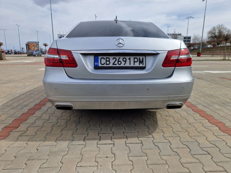 Mercedes-Benz E 350 E 350, снимка 4 - Автомобили и джипове - 49509723