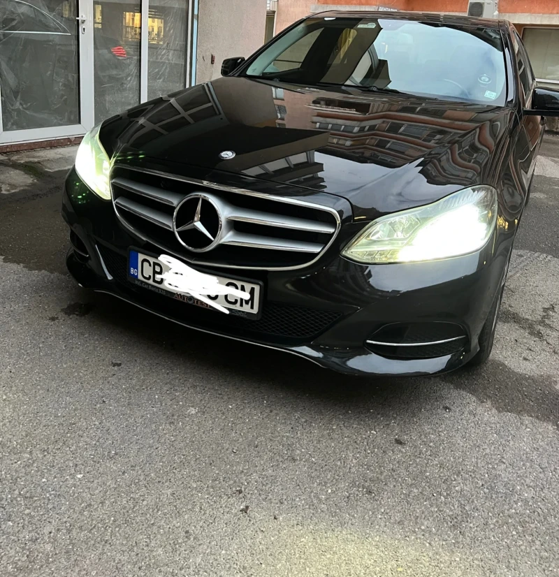 Mercedes-Benz E 220 CDI, снимка 4 - Автомобили и джипове - 49592104