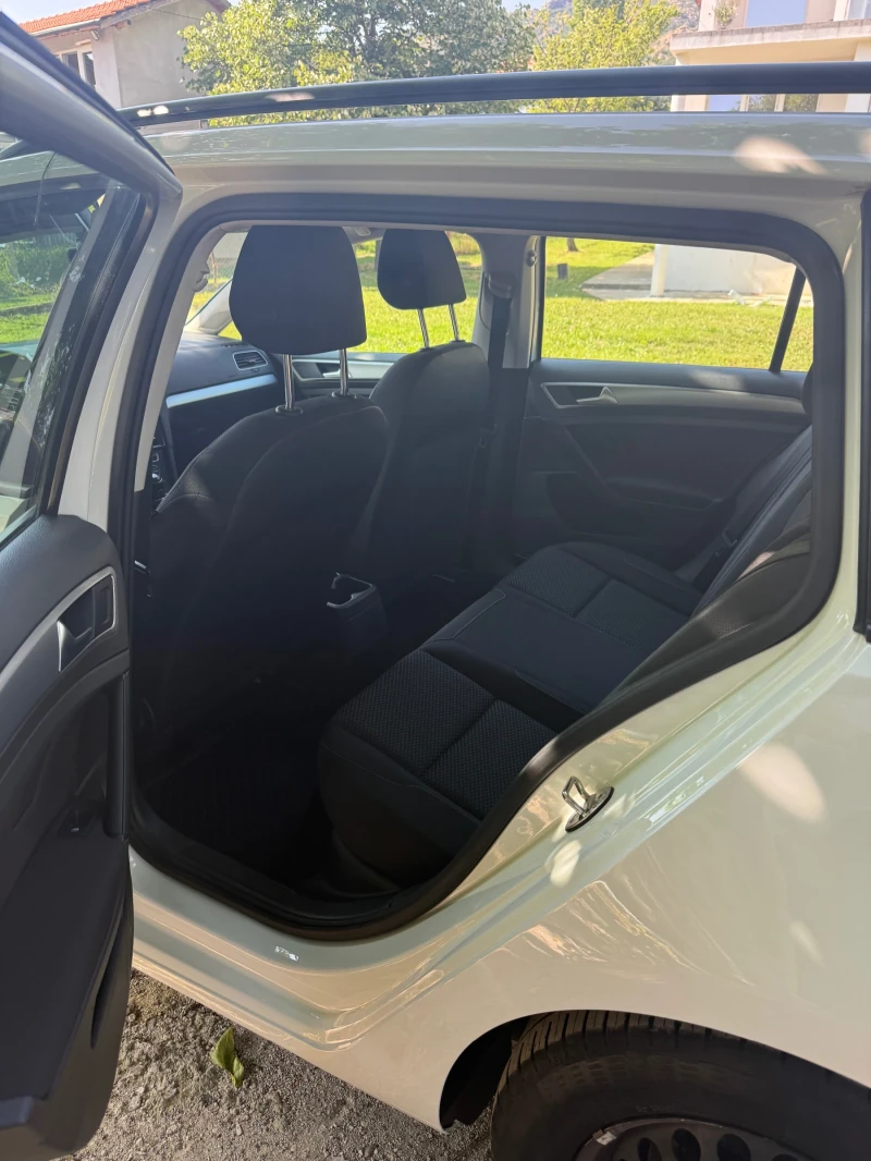 VW Golf, снимка 5 - Автомобили и джипове - 52486483