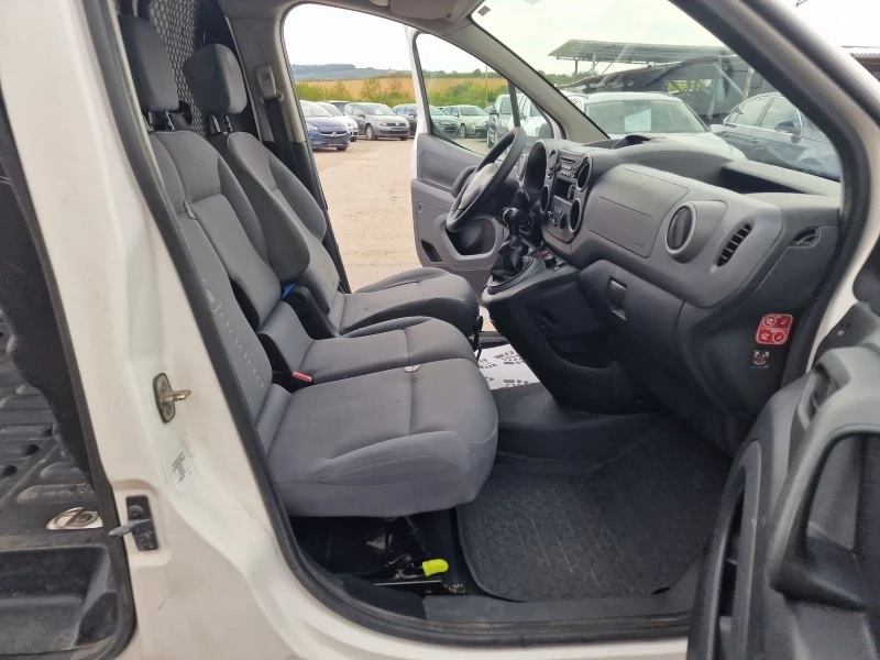Citroen Berlingo 1.6HDI, снимка 14 - Автомобили и джипове - 51221221