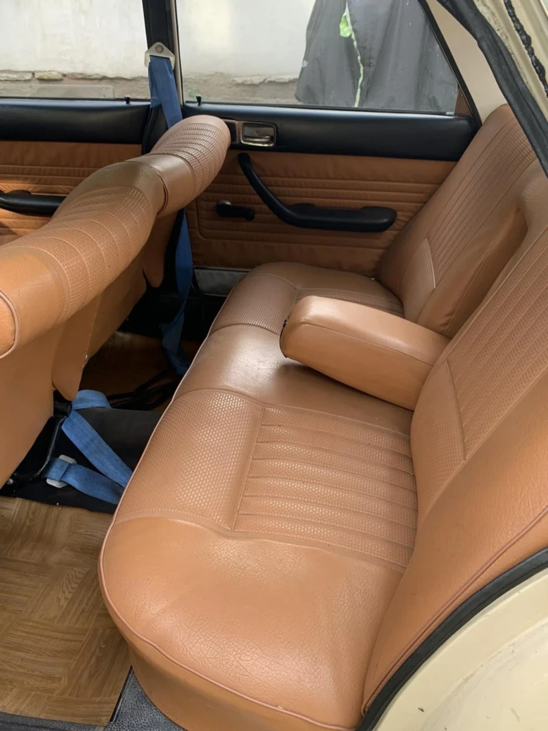 Peugeot 404 Един собсвеник!!!, снимка 7 - Автомобили и джипове - 51384887