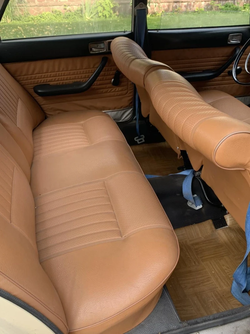 Peugeot 404 Един собсвеник!!!, снимка 9 - Автомобили и джипове - 51384887