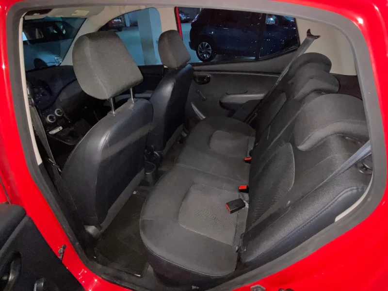 Hyundai I10 1.1 газ/бензин, снимка 9 - Автомобили и джипове - 51844782