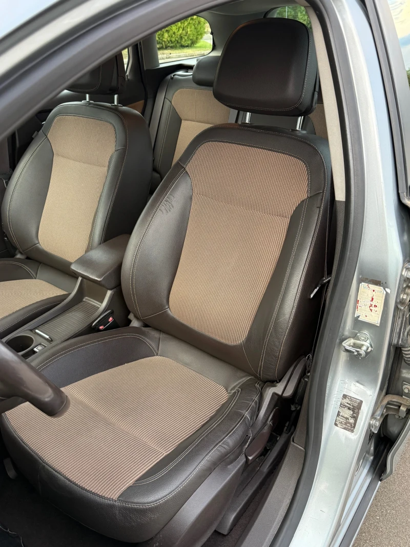 Opel Astra J Sport tourer , снимка 7 - Автомобили и джипове - 51848031