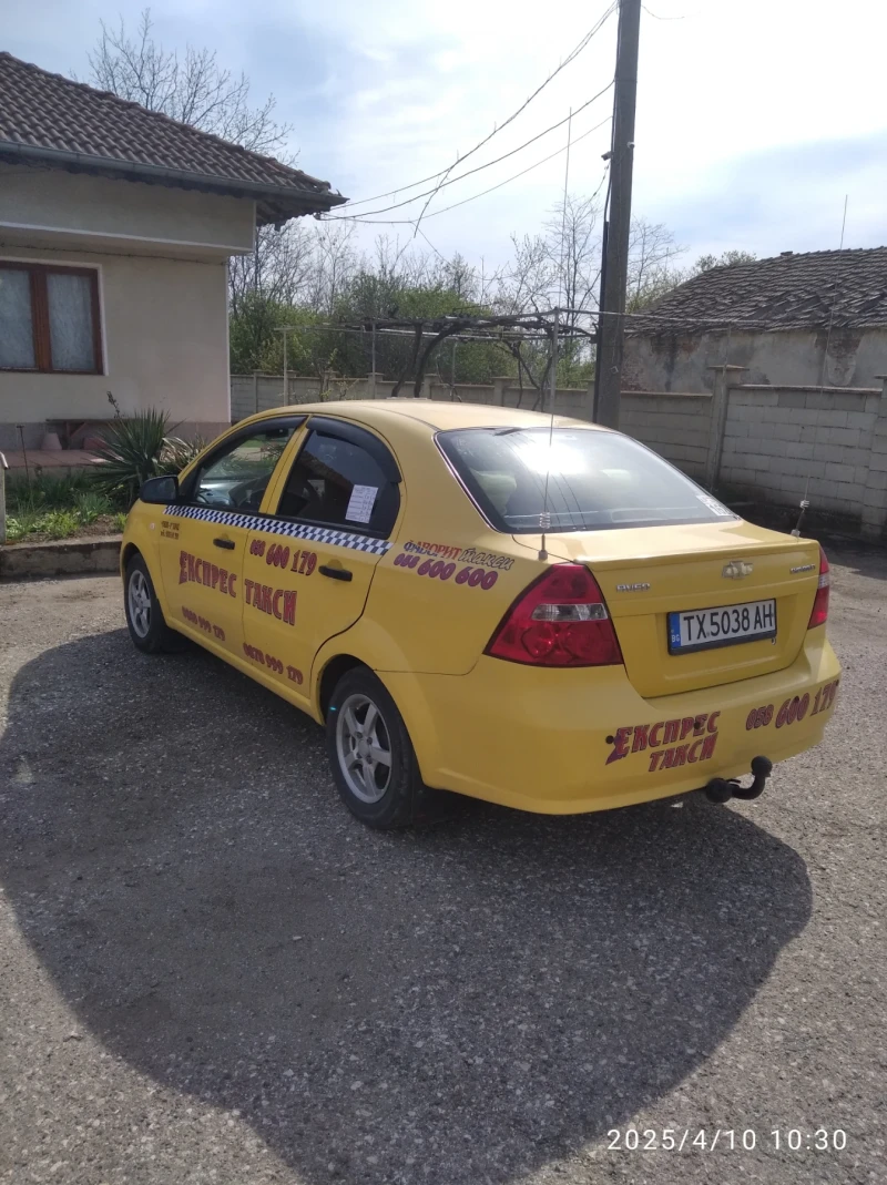 Chevrolet Aveo, снимка 4 - Автомобили и джипове - 52838508