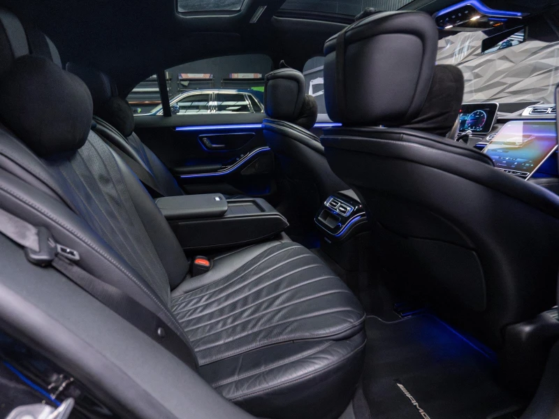 Mercedes-Benz S 400 D 4MATIC* 360* AMG LINE* PANO* Head Up* Обдухв* Bu, снимка 9 - Автомобили и джипове - 52748115