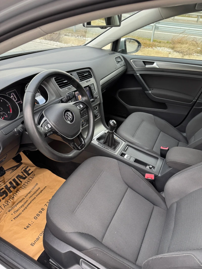 VW Golf 1.6, снимка 6 - Автомобили и джипове - 53038254