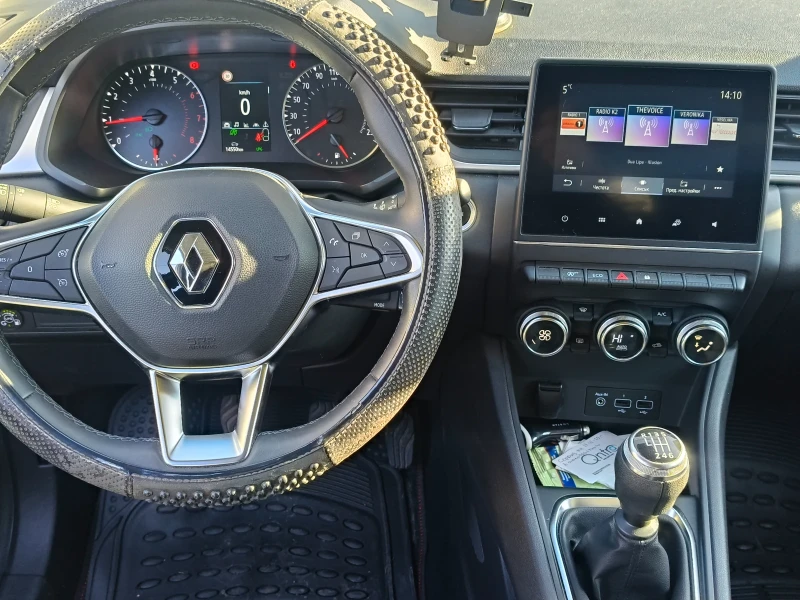 Renault Captur SUV , снимка 11 - Автомобили и джипове - 53133581