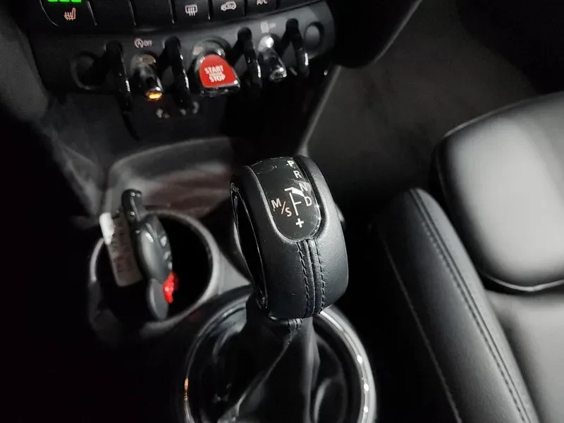 Mini Cooper 5-Door Basic Model 3Rd Generation, снимка 9 - Автомобили и джипове - 55948557