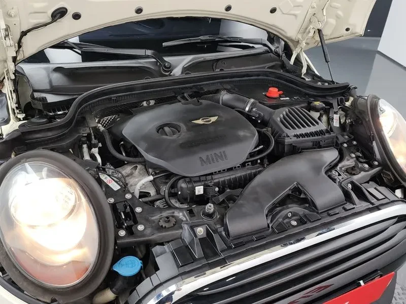 Mini Cooper 5-Door Basic Model 3Rd Generation, снимка 6 - Автомобили и джипове - 55948557