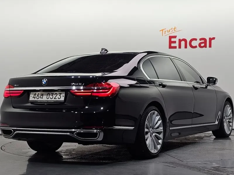 BMW 750 Li xDrive Luxury, снимка 2 - Автомобили и джипове - 56162548