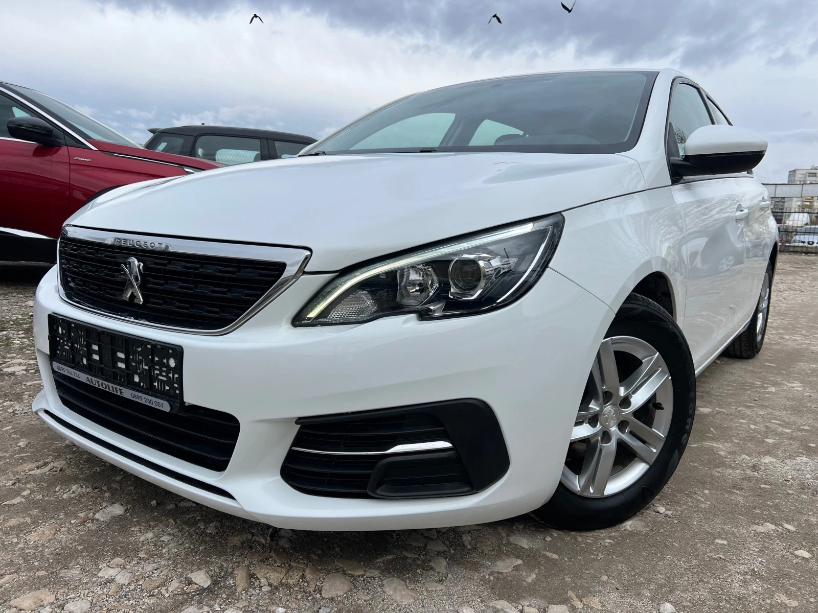 Peugeot 308 BlueHDI, снимка 1
