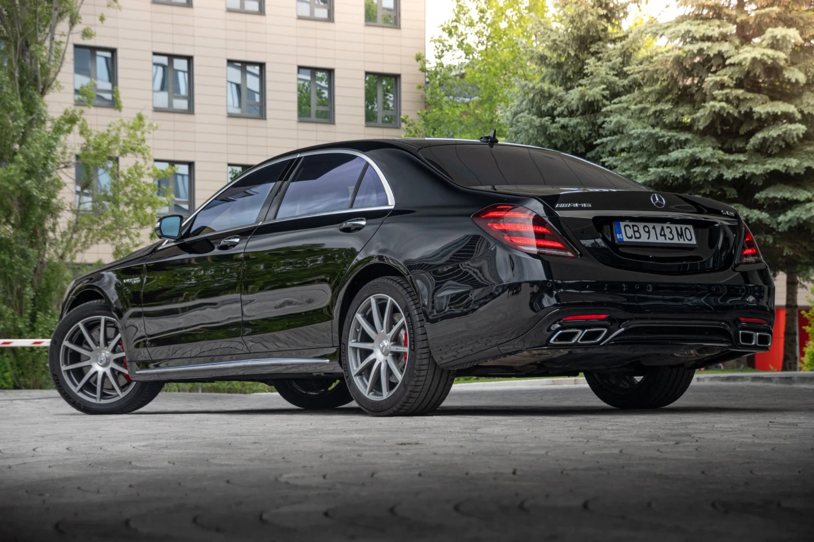 Mercedes-Benz S 63 AMG FACE 64000km FULL - изображение 4