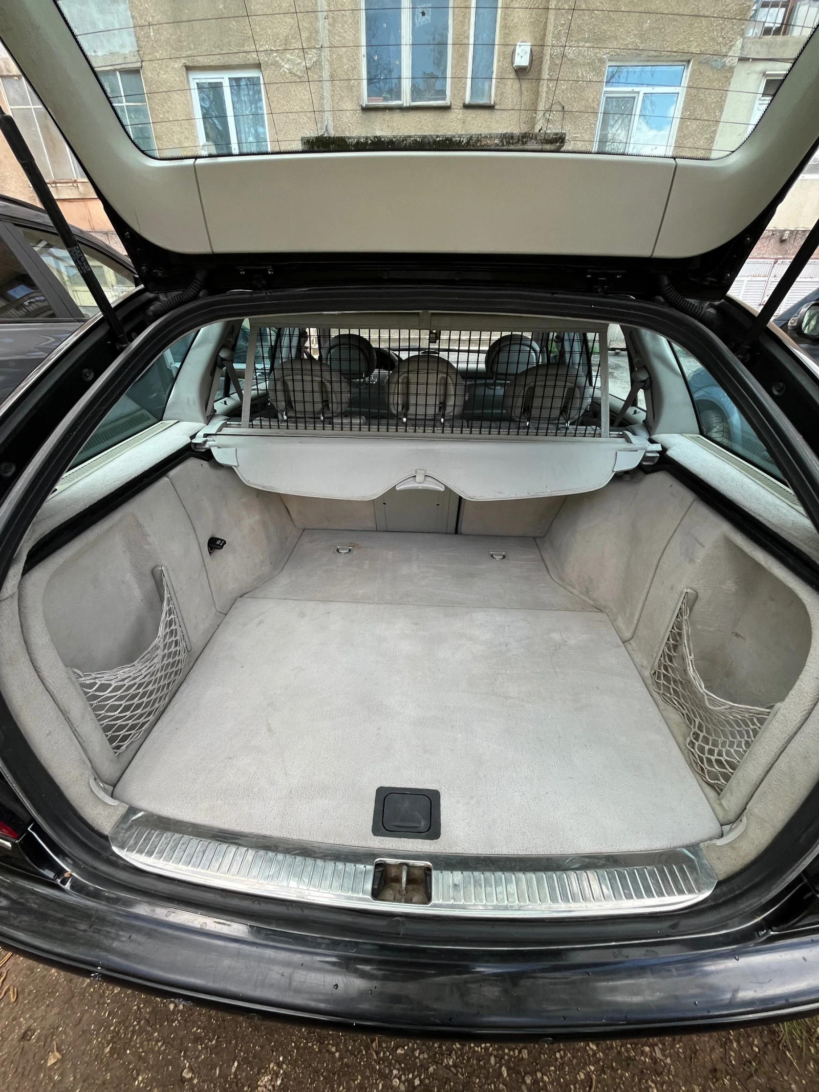Mercedes-Benz C 320  - изображение 8